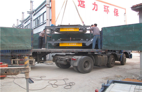 永磁滾筒除鐵器,內(nèi)蒙古永磁滾筒除鐵器知識參數(shù)_內(nèi)部磁塊安裝方法_內(nèi)蒙古永磁滾筒除鐵器型號價格 永磁滾筒除鐵器,內(nèi)蒙古永磁滾筒除鐵器知識參數(shù)_內(nèi)部磁塊安裝方法_內(nèi)蒙古永磁滾筒除鐵器型號價格