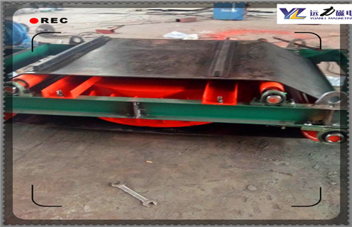 電磁皮帶除鐵器，河南電磁皮帶輪除鐵器供應_河南電磁皮帶輪除鐵器供應皮帶原因及如何調_刮板價格