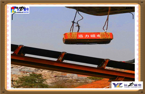 懸掛式永磁除鐵器,吉林RCYB系列懸掛式永磁除鐵器_吉林RCYB系列懸掛式永磁除鐵器批發價格_使用說明書原理型號價格 懸掛式永磁除鐵器,吉林RCYB系列懸掛式永磁除鐵器_吉林RCYB系列懸掛式永磁除鐵器批發價格_使用說明書原理型號價格